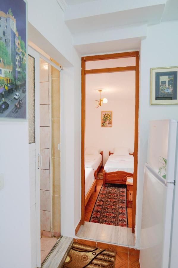 Seferi'S Apartament Apartment Sarande Ngoại thất bức ảnh