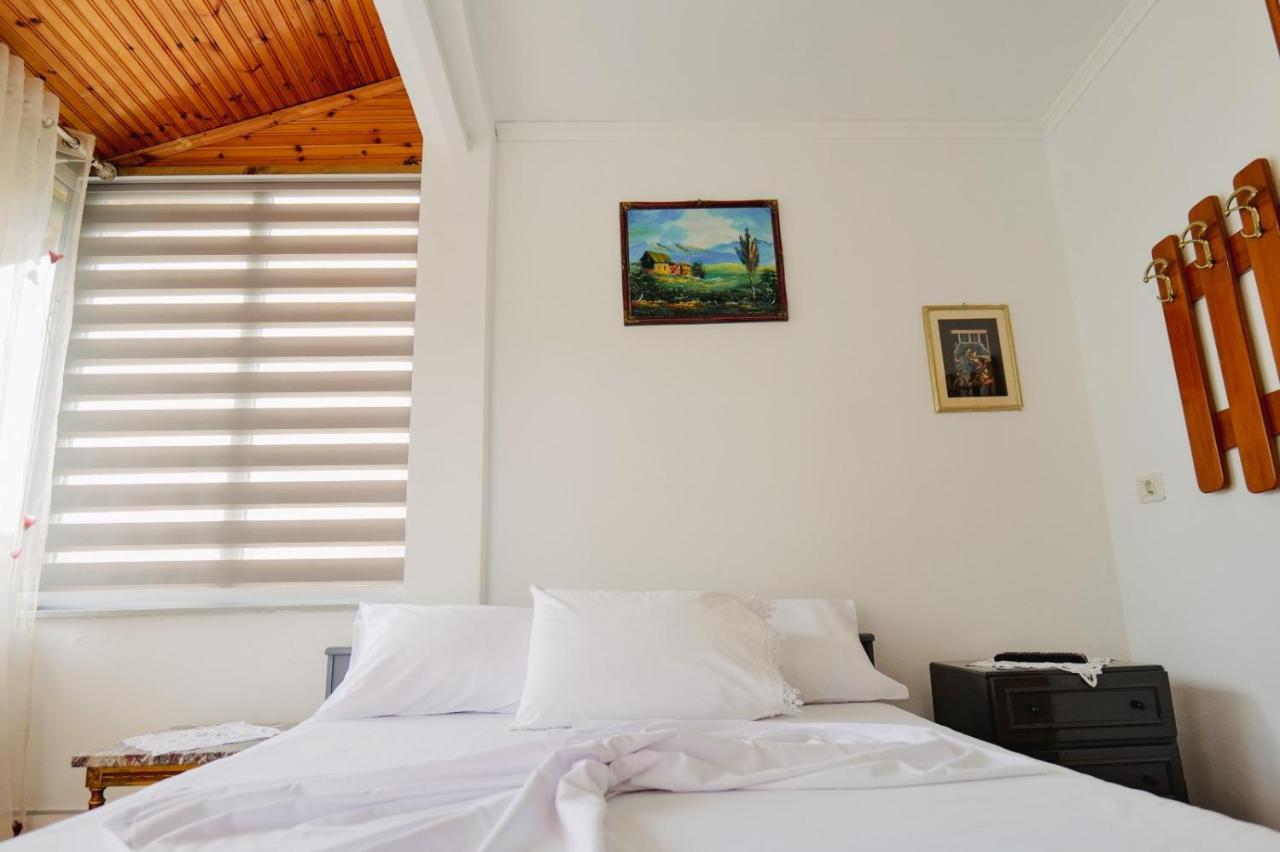 Seferi'S Apartament Apartment Sarande Ngoại thất bức ảnh